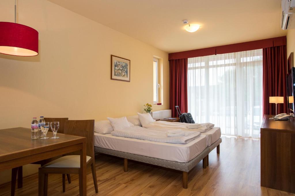 Kehida Family Resort Kehidakustány Pokoj fotografie